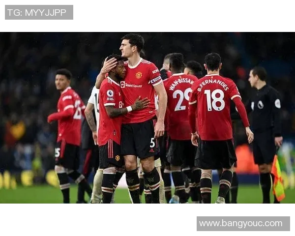 跑酷塞萨与埃因霍温的精彩对决揭示足球战术与团队协作的魅力